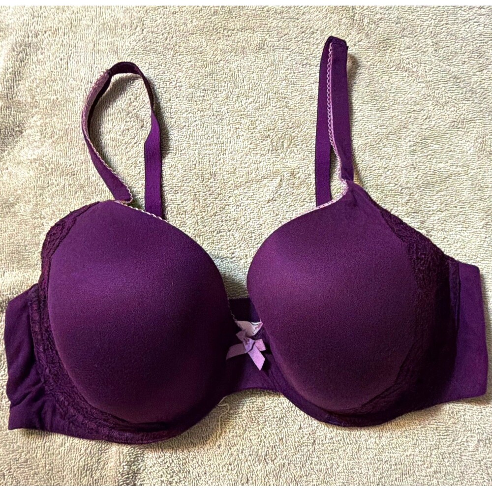 Victoria's Secret Body By Victoria Full Coverage Underwire Lace Bra 38D Purple